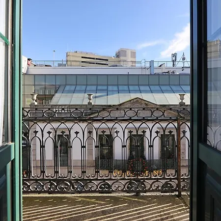 Πανσιόν Flh Downtown *